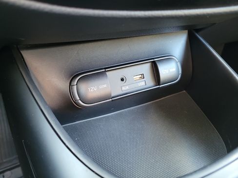 Used 2016 Kia Soul FWD image 31