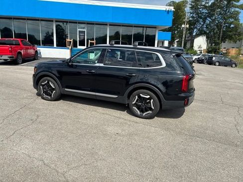 Used 2025 Kia Telluride S AWD/4WD image 20