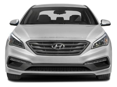 Used 2017 Hyundai Sonata Sport w/ Value Edition Package 02 FWD image 4