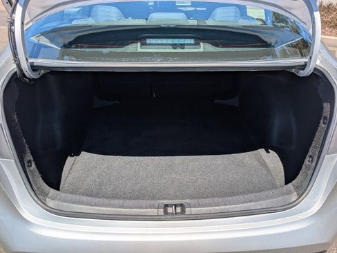 Used 2024 Toyota Corolla LE FWD image 9