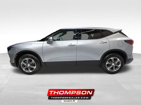 Certified 2025 Chevrolet Blazer LT image 1