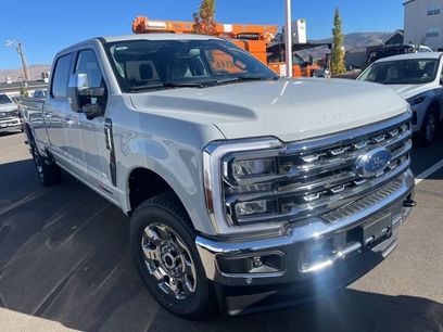 New 2026 Ford F350 Lariat w/ Lariat Ultimate Package