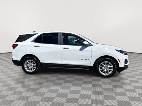 Certified 2024 Chevrolet Equinox LT FWD image 13