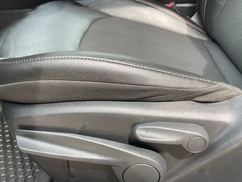 Used 2025 Jeep Compass Trailhawk AWD/4WD image 22