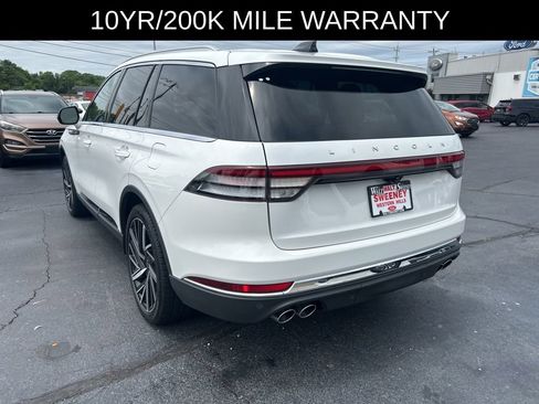 Used 2025 Lincoln Aviator Reserve w/ Equipment Group 201A AWD/4WD image 3