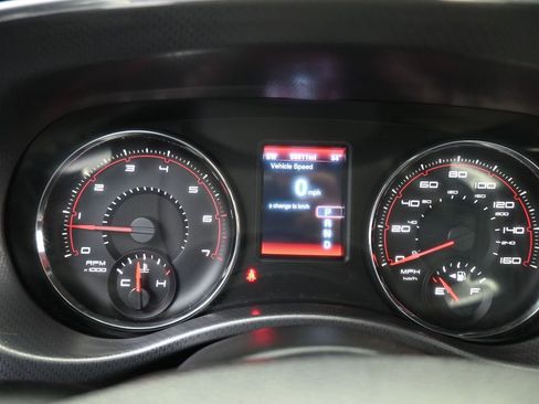 Used 2014 Dodge Charger R/T w/ Blacktop Package image 28