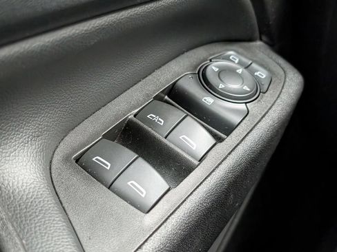 Used 2020 Chevrolet Equinox Premier FWD image 29