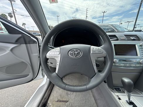 Used 2009 Toyota Camry Hybrid FWD image 19