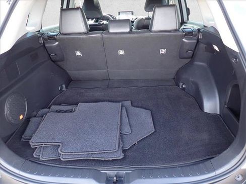 Used 2022 Toyota RAV4 XLE Premium AWD/4WD image 8