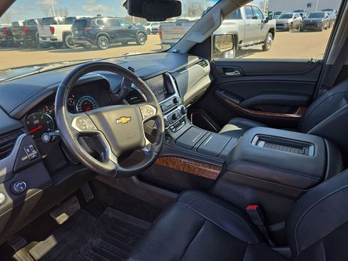 Used 2017 Chevrolet Suburban Premier image 19
