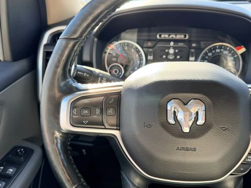 Used 2019 RAM 1500 Big Horn image 14