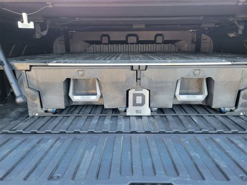 Used 2024 GMC Sierra 1500 Denali Ultimate image 13