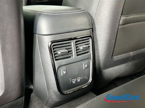 Used 2021 Dodge Charger SRT Hellcat image 37