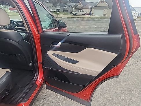 Used 2023 Hyundai Santa Fe SEL w/ Premium Package image 19