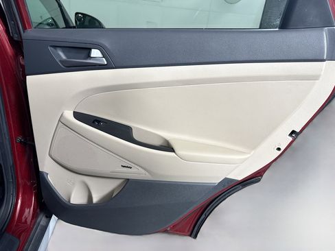 Used 2017 Hyundai Tucson SE Plus image 28