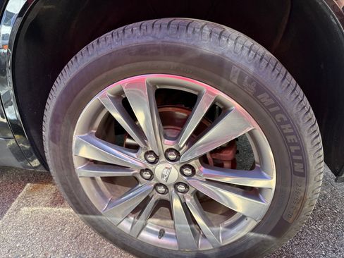 Used 2022 Cadillac XT6 Premium Luxury AWD/4WD image 8
