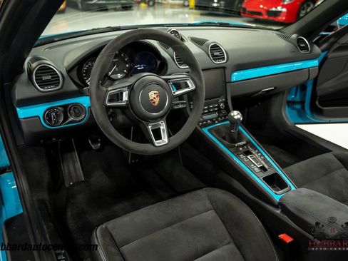 Used 2021 Porsche 718 Boxster Spyder RWD image 18