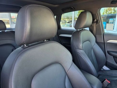 Used 2018 Audi Q3 2.0T Premium Plus w/ Premium Plus Package image 17