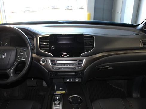 Used 2024 Honda Passport TrailSport image 15