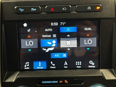 Used 2018 Ford F150 Platinum w/ Equipment Group 701A Luxury AWD/4WD image 37