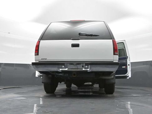 Used 1997 Chevrolet Suburban 2500 w/ Preferred Equipment Group 2 image 37