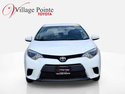 Used 2014 Toyota Corolla LE image 2