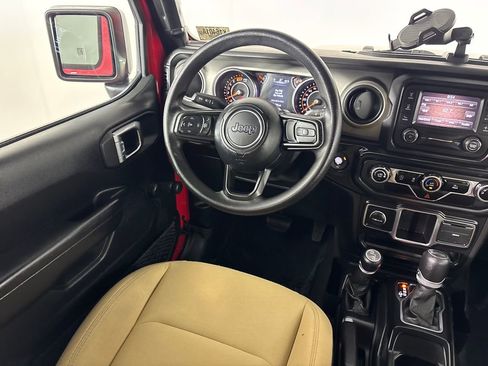 Used 2021 Jeep Wrangler Unlimited Sport AWD/4WD image 26