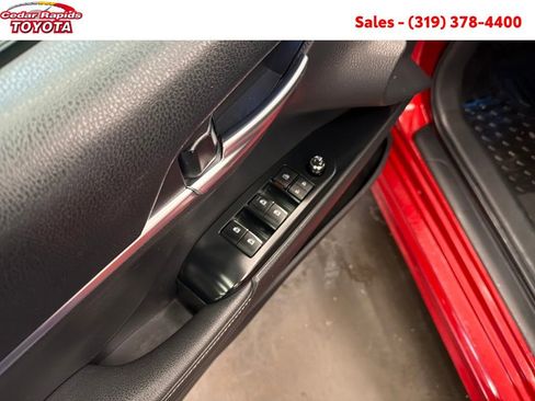 Certified 2019 Toyota Camry XSE image 12