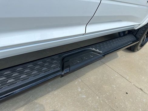 Used 2022 RAM 2500 Laramie w/ Night Edition image 12