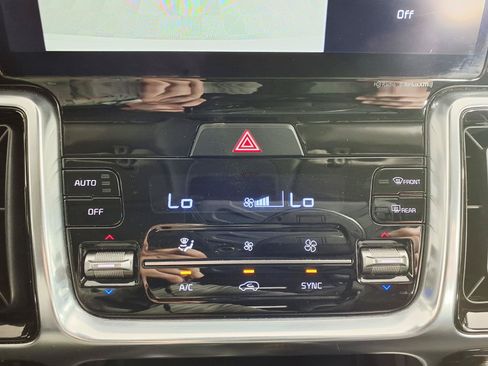 Used 2022 Kia Sorento SX FWD image 20