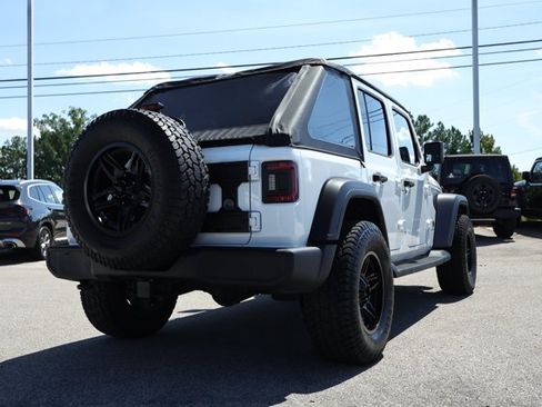 Used 2024 Jeep Wrangler Unlimited Sport AWD/4WD image 6