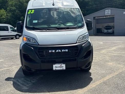 Used 2023 RAM ProMaster 2500 FWD image 2