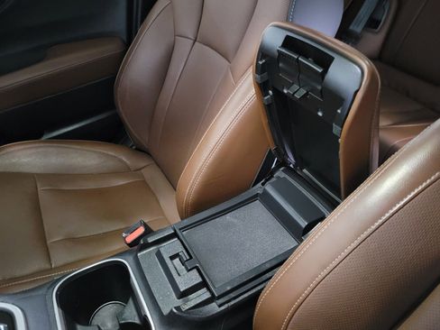 Used 2021 Subaru Outback Touring XT image 31