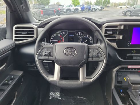 New 2026 Toyota Tundra SR5 image 8