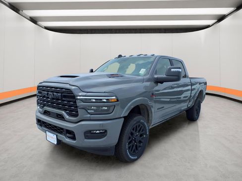 New 2026 RAM 2500 Limited AWD/4WD image 3
