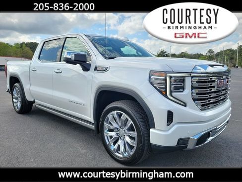 Used 2025 GMC Sierra 1500 Denali w/ Denali Reserve Package image 1