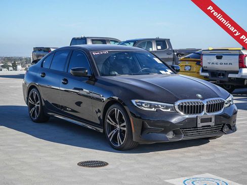 Used 2022 BMW 330i Sedan w/ Driving Assistance Package RWD image 3