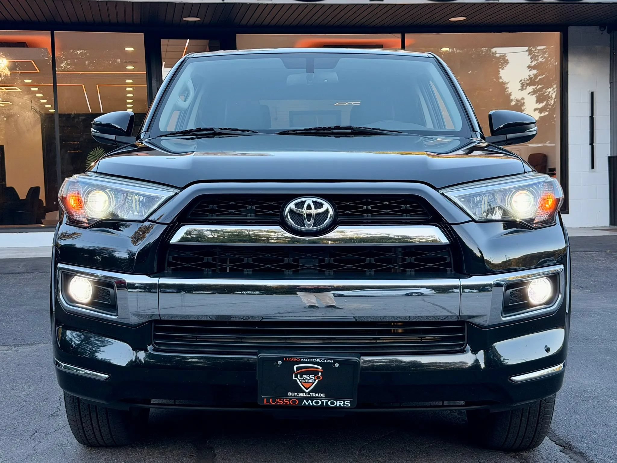 Used 2019 Toyota 4Runner Limited AWD/4WD image 10