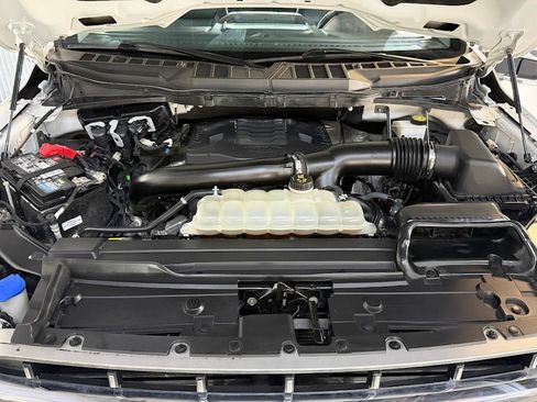 Used 2021 Ford F150 Lariat w/ Equipment Group 502A High AWD/4WD image 29