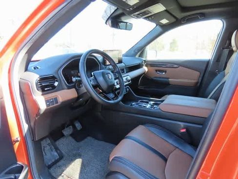 Certified 2026 Honda Passport TrailSport Elite image 2