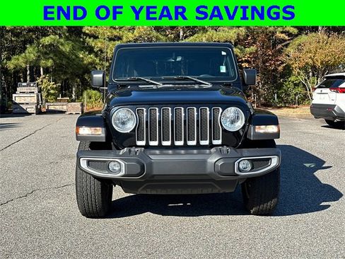Used 2022 Jeep Wrangler Unlimited Sahara w/ Cold Weather Group image 2