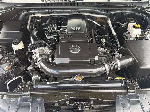 Used 2018 Nissan Frontier SV AWD/4WD image 27