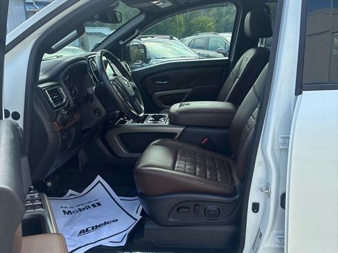Used 2022 Nissan Titan Platinum Reserve w/ Moonroof Package AWD/4WD image 2