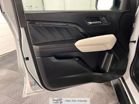 Used 2023 GMC Canyon AT4X AWD/4WD image 24