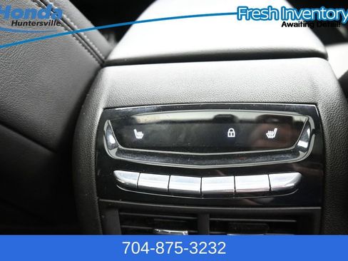Used 2023 Cadillac XT5 Premium Luxury AWD/4WD image 15