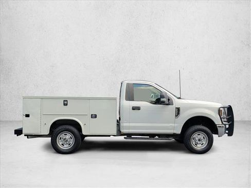 Used 2019 Ford F250 XL w/ XL Value Package AWD/4WD image 4
