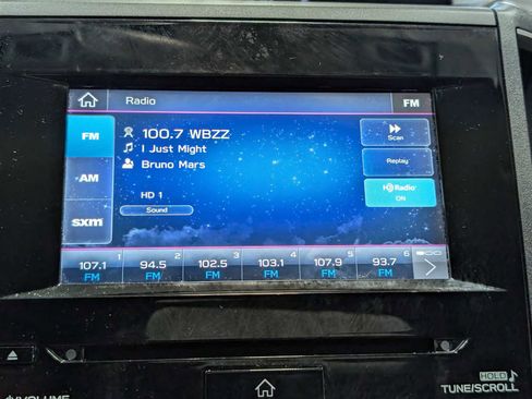 Used 2023 Subaru Crosstrek 2.0i Premium AWD/4WD image 24