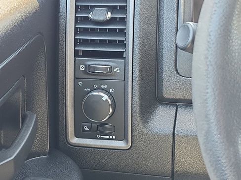 Certified 2022 RAM 1500 Tradesman w/ Popular Equipment Group AWD/4WD image 25