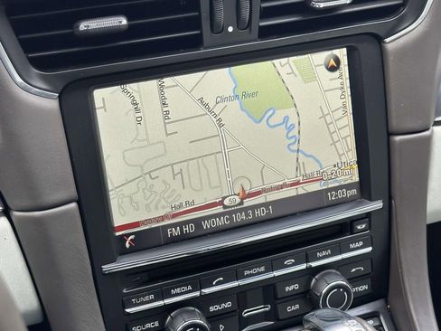 Used 2015 Porsche 911 Targa 4S image 23