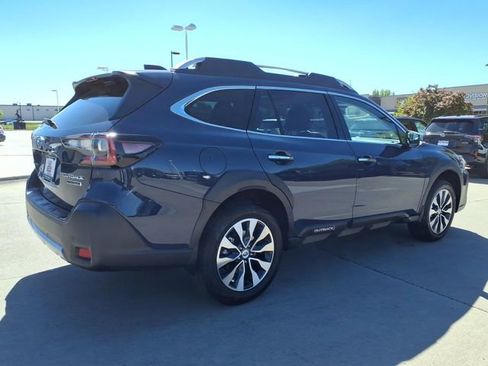 Certified 2025 Subaru Outback Touring w/ Popular Package #2 AWD/4WD image 9